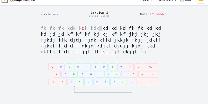 Zehnfingersystem im Unterricht: Mit TypeSprint lernt die ganze Klasse kostenlos im Browser